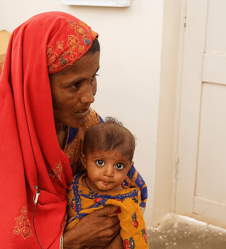 Distributed 11,251 meals to mothers and children