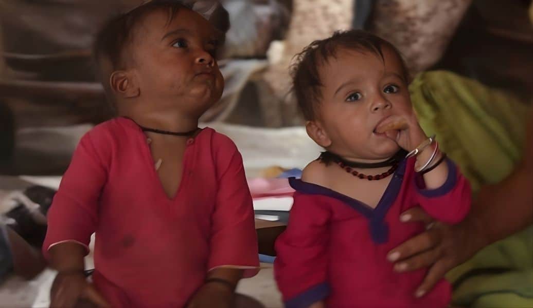Farrah is a mother from Toba Tek Singh, Punjab who had two beautiful babies prematurely.